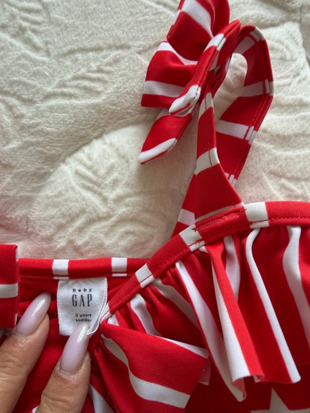 GAP Red and White Star One-Piece Swimsuit for Kids - Picture 3 of 4